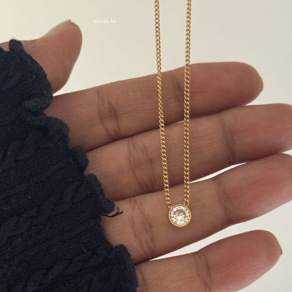 Golden Gleam Nacklace