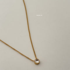 Golden Gleam Nacklace