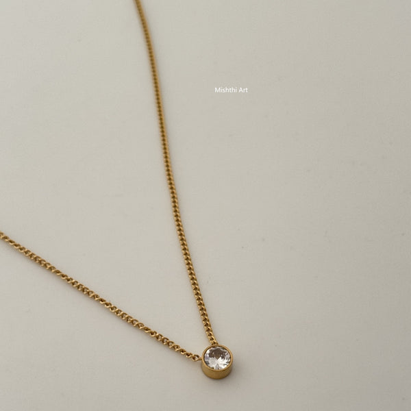 Golden Gleam Nacklace