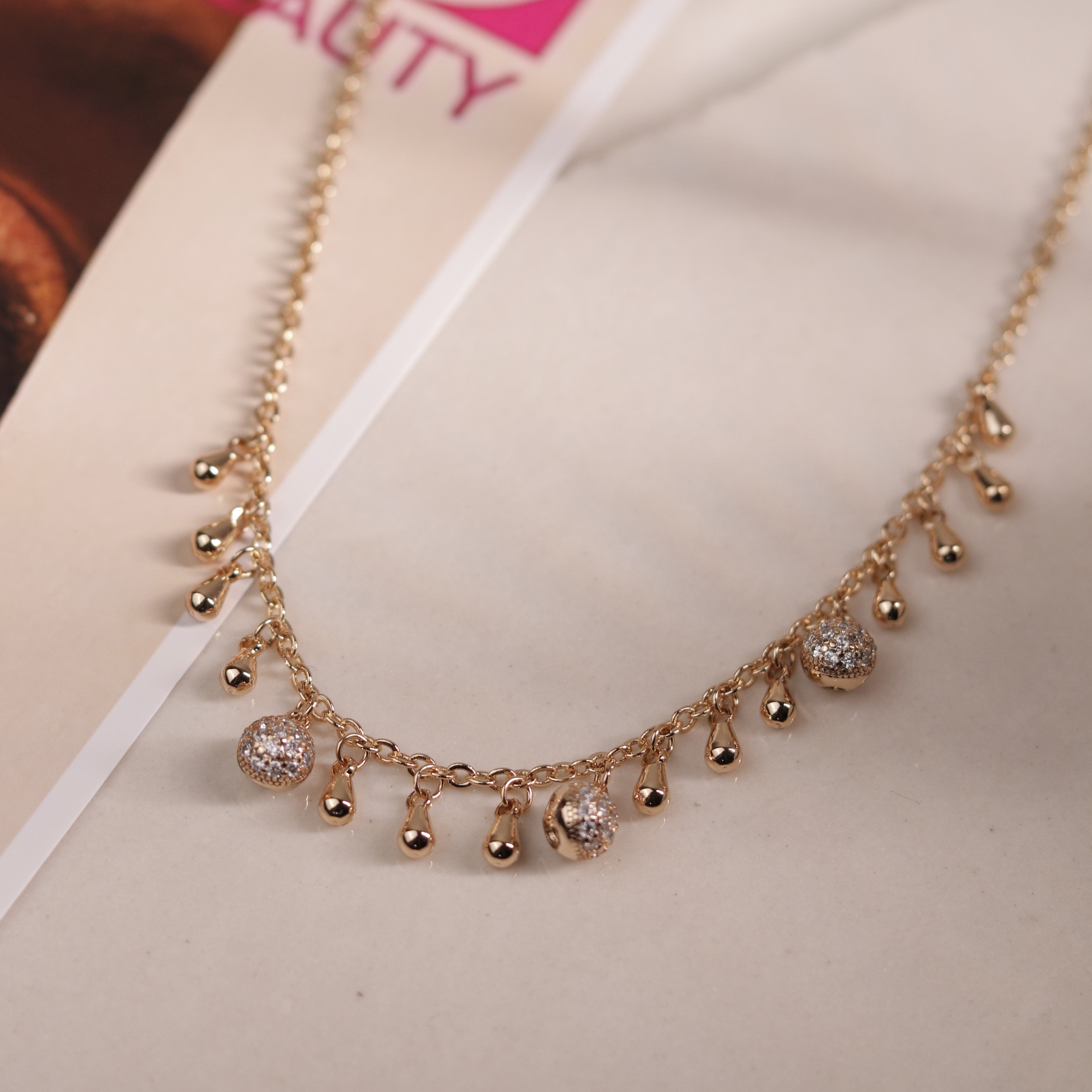 Glamour Necklace