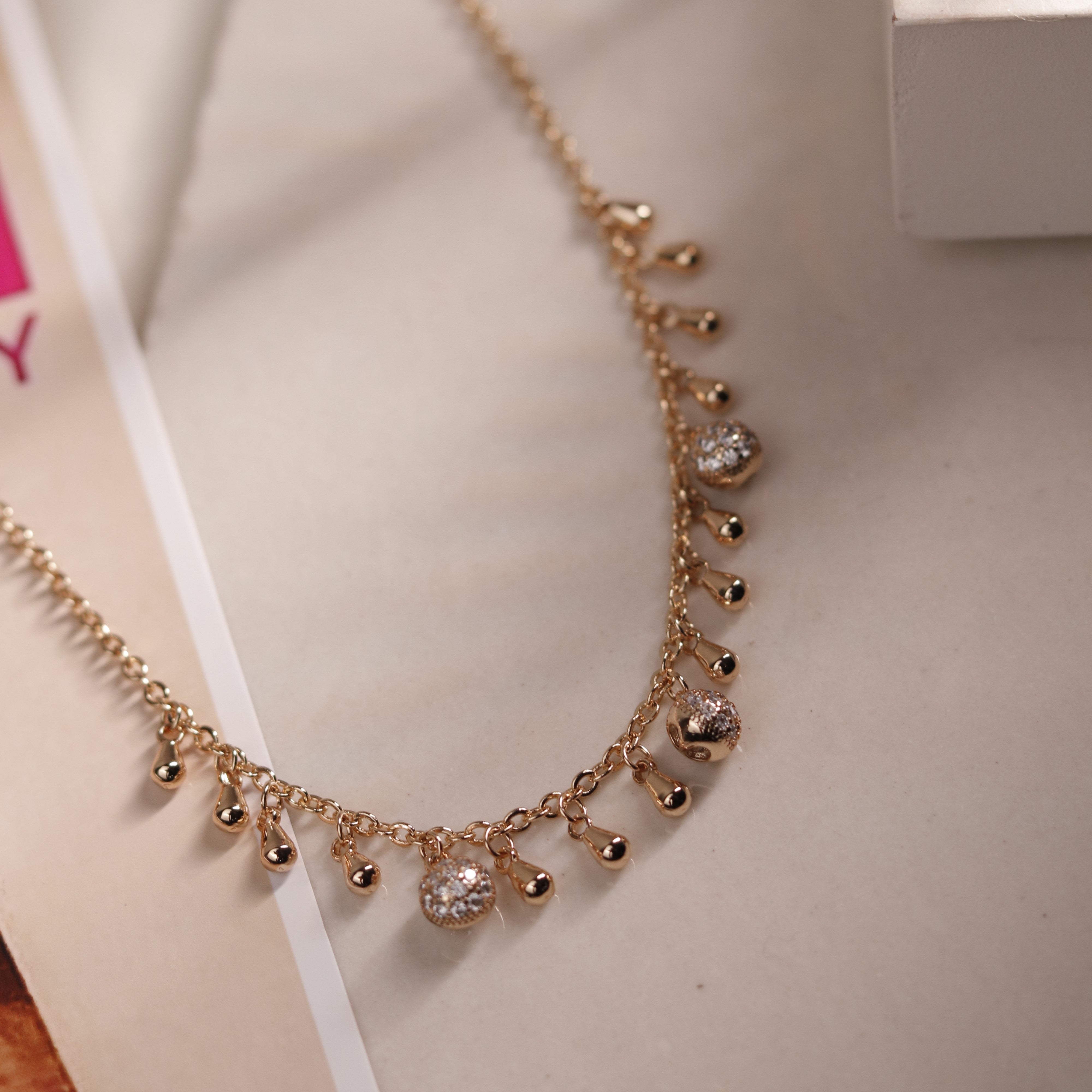 Glamour Necklace