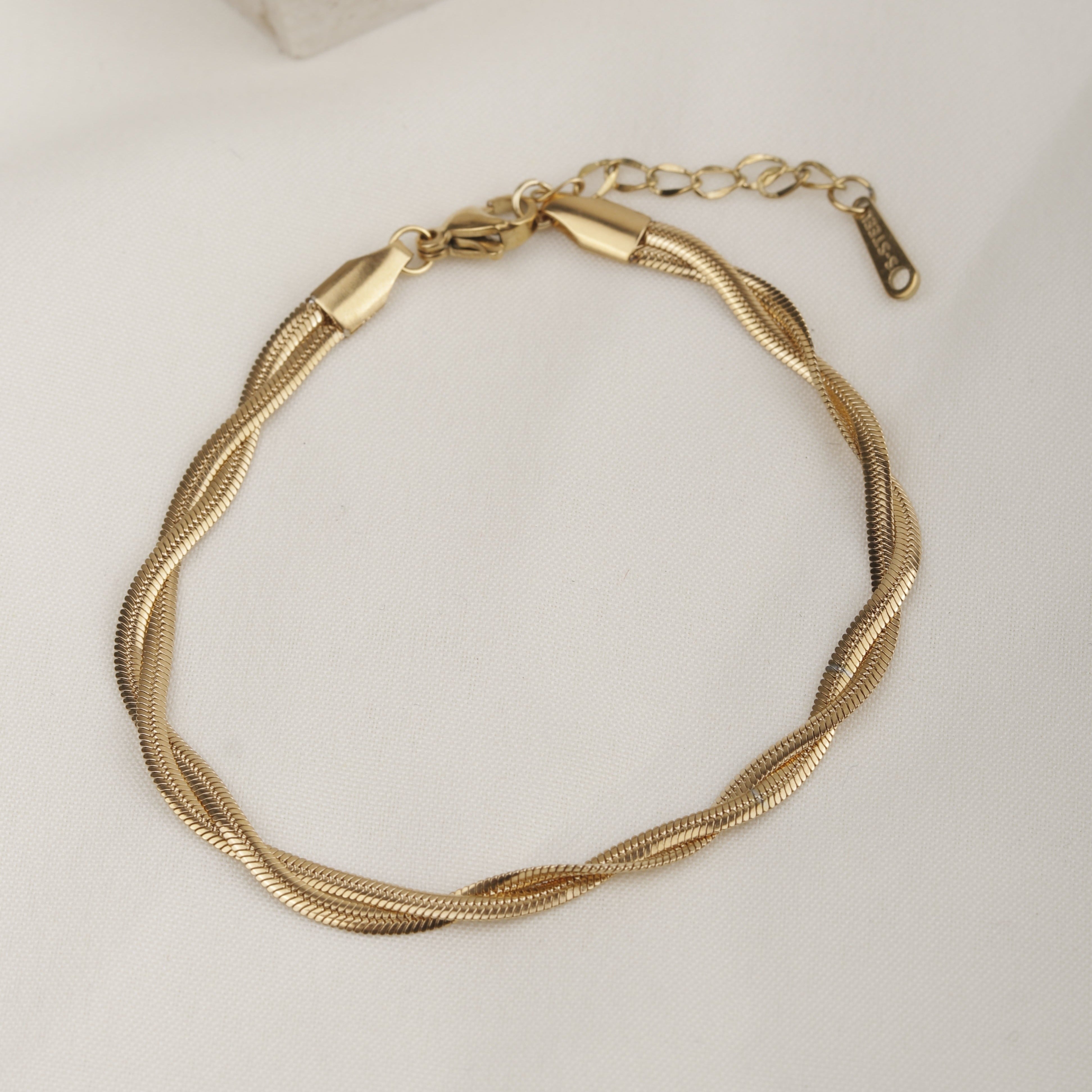 Twist Gold Bracelet