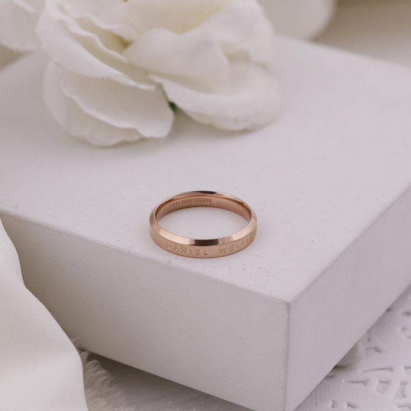 Dianna Ring