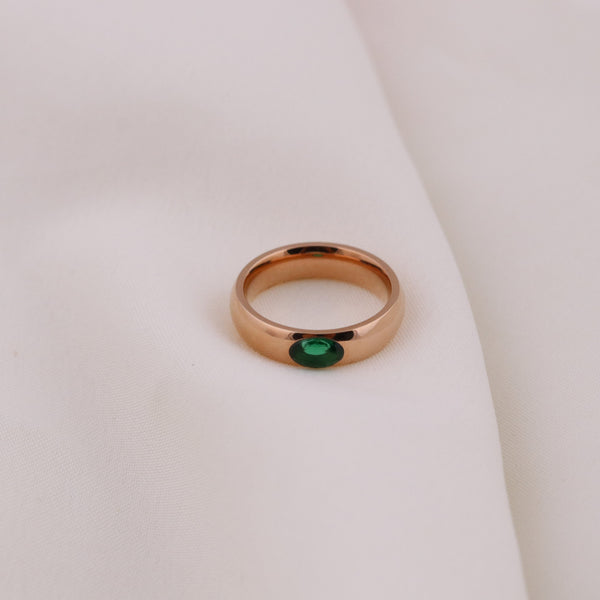 Emerald Solid Ring