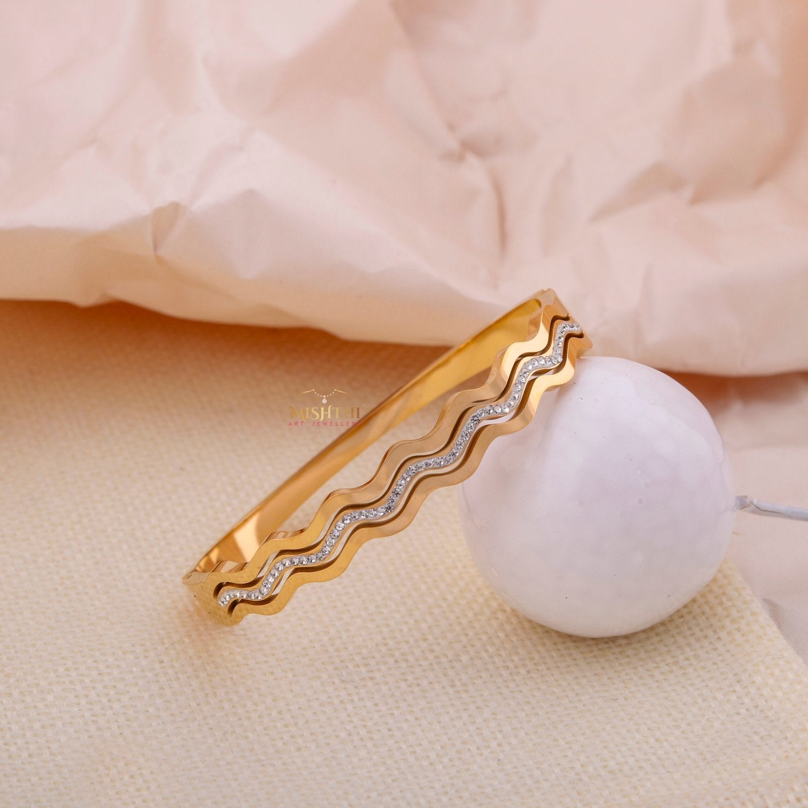 Curly Gold Bracelet