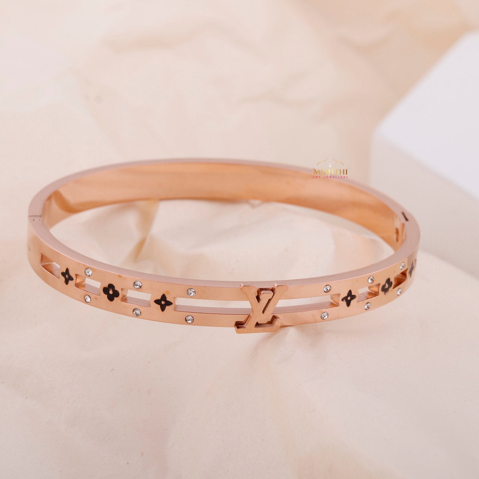 Liva Bracelet