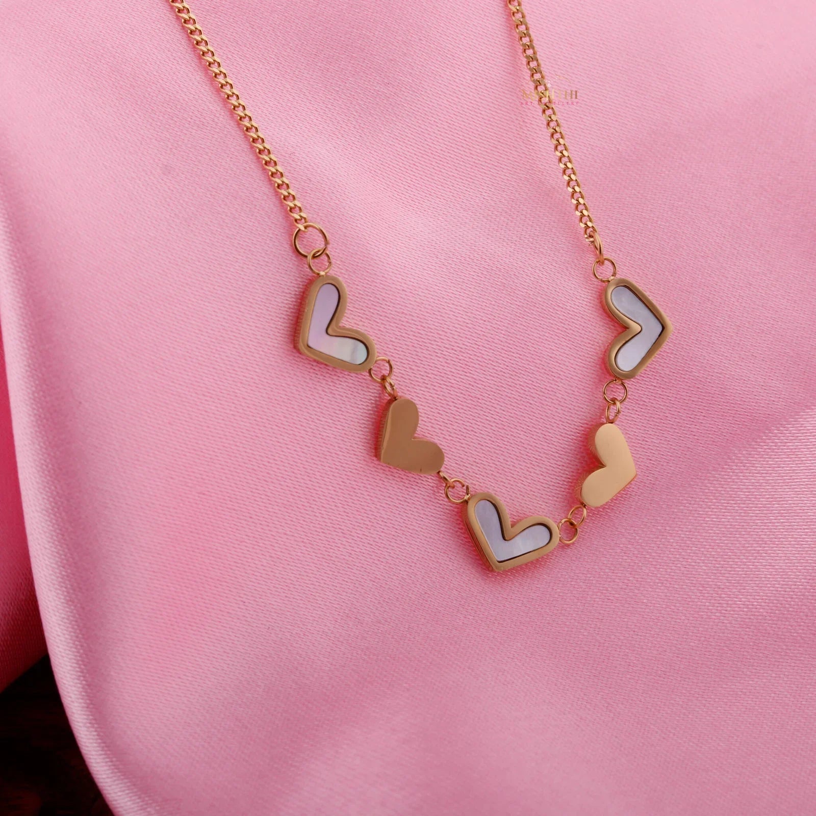 Amour Heart Chain