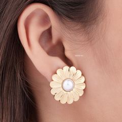 SunFlower Studs